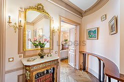 Apartment Paris 8° - Entrance