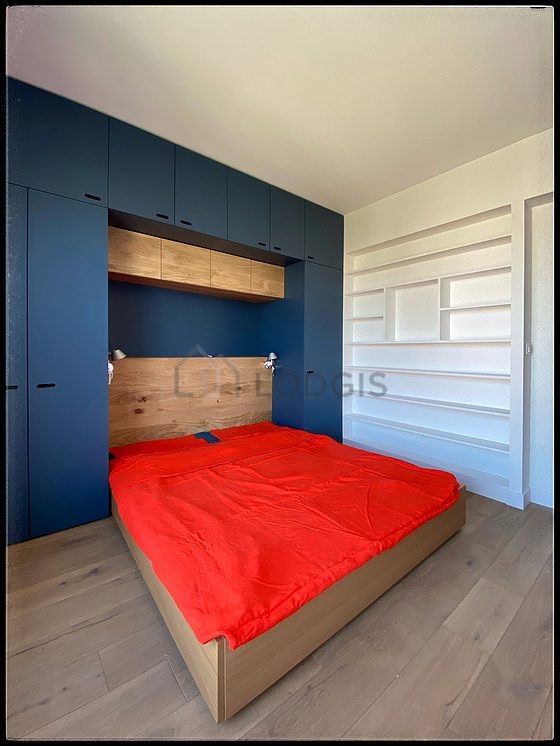 Bedroom with wooden floor