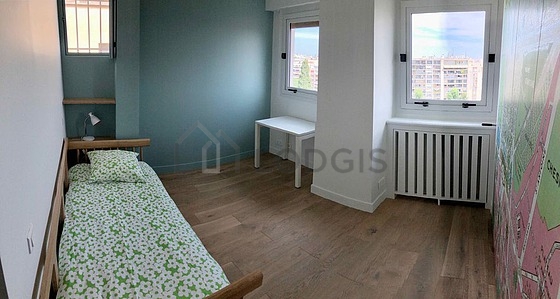 Very quiet bedroom for 1 persons equipped with 1 bed(s) of 90cm