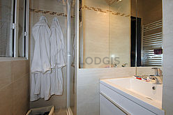 Apartment Paris 4° - Bathroom