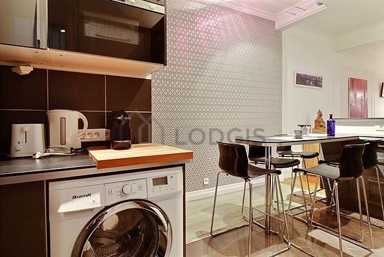 Great kitchen with tile floor