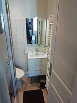 Apartment Paris 5° - Bathroom