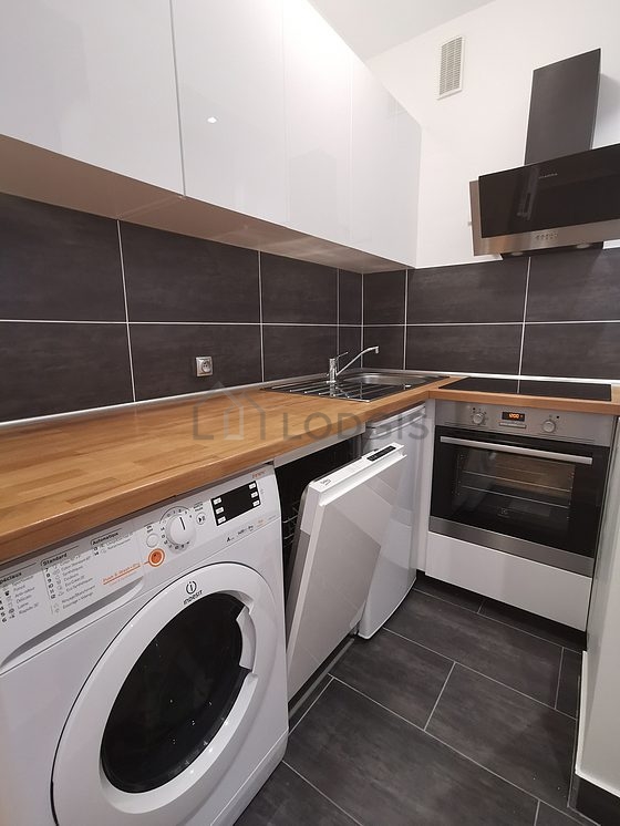 Beautiful kitchen with tile floor