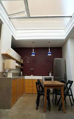 Kitchen with concretefloor