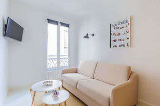 République パリ Paris 11° ワンルーム