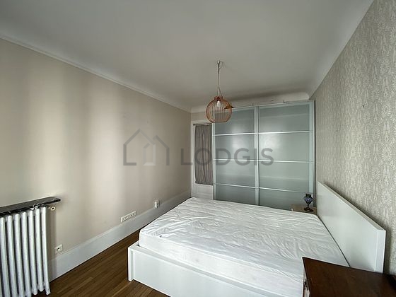 Very quiet bedroom for 2 persons equipped with 1 bed(s) of 160cm