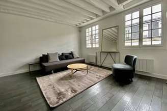 Париж Paris 9° 1 спальня Дуплекс