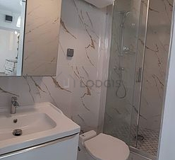 Apartment Paris 1° - Bathroom