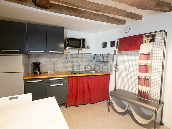 Very bright kitchen