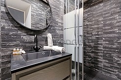 Duplex Paris 12° - Bathroom