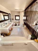 Penthouse Suresnes - Bathroom