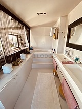 Penthouse Suresnes - Casa de banho