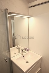 Apartment Paris 5° - Bathroom