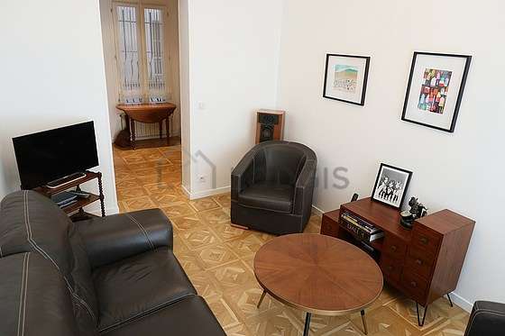 Living room of 11m² with woodenfloor