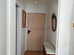 Apartamento  - Entrada