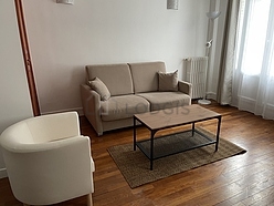 公寓  - 客厅