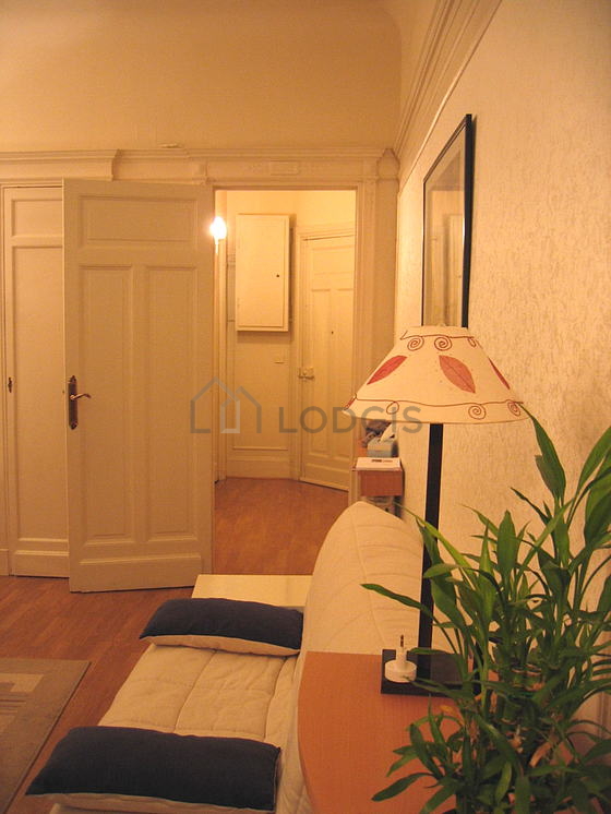 Appartement Paris 8° - 