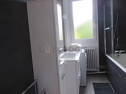 Apartment Rueil-Malmaison - Bathroom