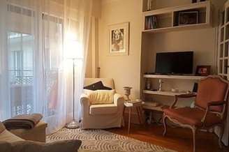 Neuillly Sur Seine Estúdio com espaço dormitorio