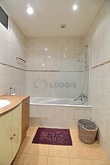 Apartment Paris 16° - Bathroom