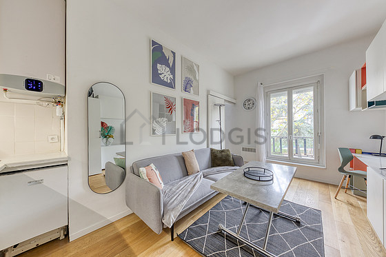 Quiet living room furnished with sofa, 1 armchair(s), 1 chair(s)
