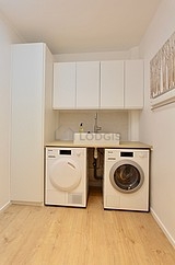 Apartment Paris 17° - Laundry room