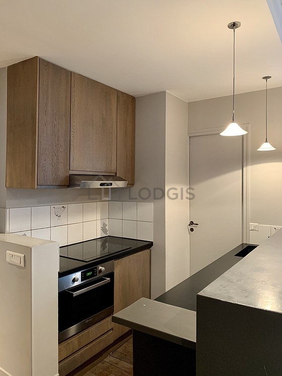 Kitchen equipped with crockery