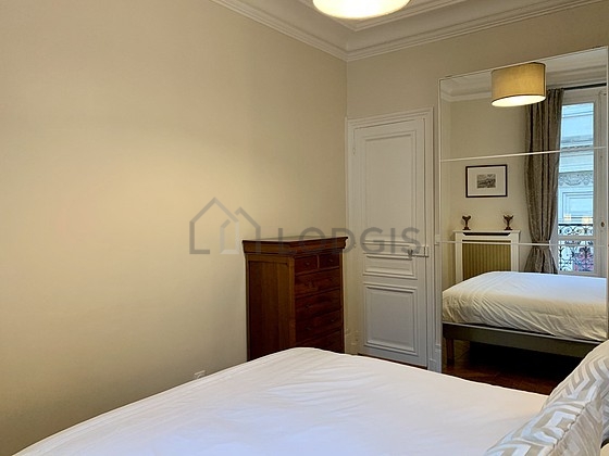 Bedroom for 2 persons equipped with 1 bed(s) of 160cm