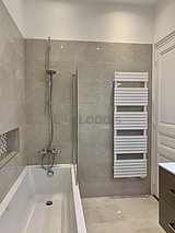 Appartement Paris 4° - Salle de bain