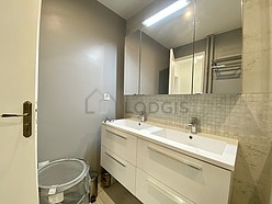 Apartment Paris 11° - Bathroom