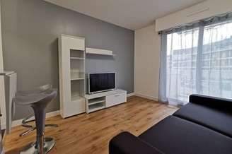 Courbevoie студия