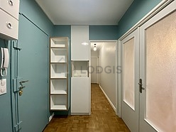 Apartment Paris 19° - Entrance