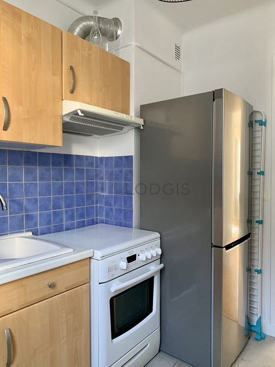 Very bright kitchen