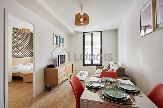 Magnifique séjour très calme et très lumineux d'un appartement à Paris