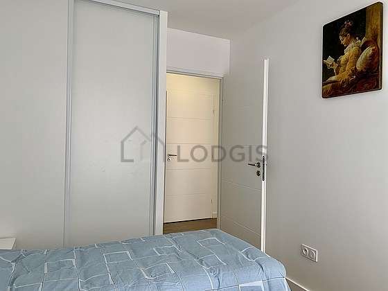 Very quiet bedroom for 2 persons equipped with 2 bed(s) of 80cm