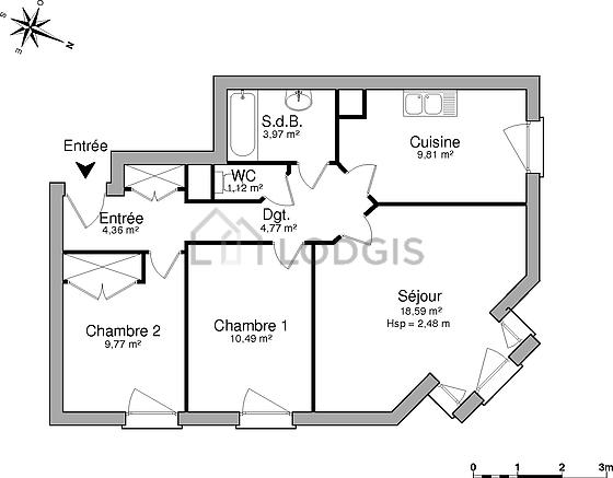 Living room with windows