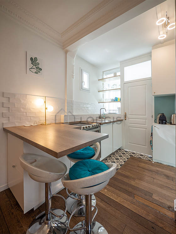 Great kitchen with tile floor