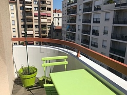 Apartment Lyon Nord Est - Terrace