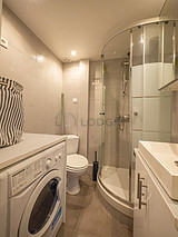 Appartement Paris 1° - Salle de bain