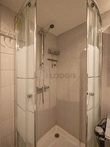 Appartement Paris 1° - Salle de bain