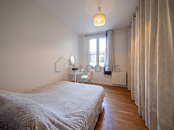 Apartment Paris 20° - Bedroom 