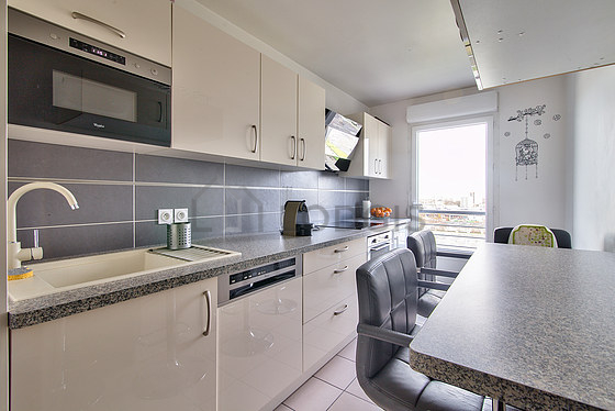 Great kitchen of 11m² with tile floor