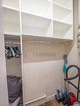 Apartment Paris 19° - Dressing room