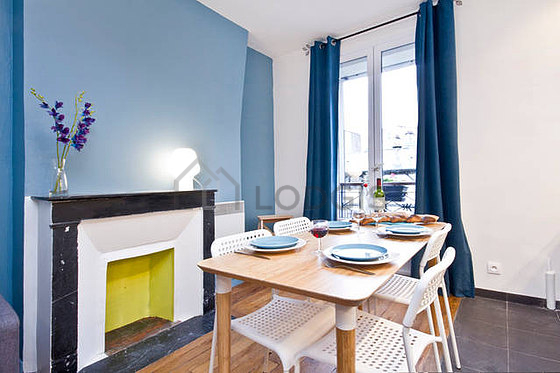Séjour très calme équipé de 1 lit(s) d'appoint de 110cm, 1 canapé(s) lit(s) de 140cm, télé, placard
