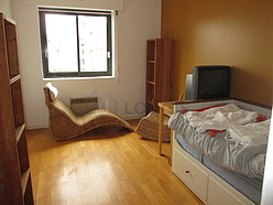 Apartment Paris 19° - Bedroom 