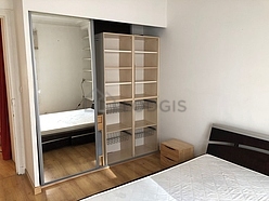 Apartment Paris 20° - Bedroom 