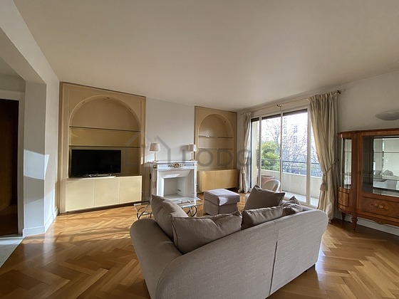Sitting room of an apartment in Paris