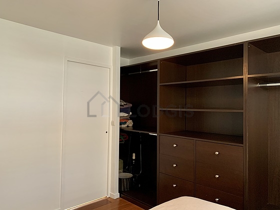 Maison individuelle Paris 10° - 