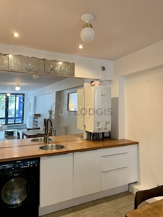 Maison individuelle Paris 10° - 