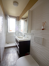 Apartment Courbevoie - Bathroom